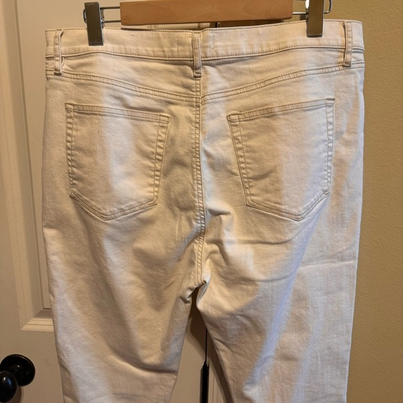 Loft Cream Button Front High Waist Skinny Ankle Jeans Sz 32/14 - Picture 8 of 11